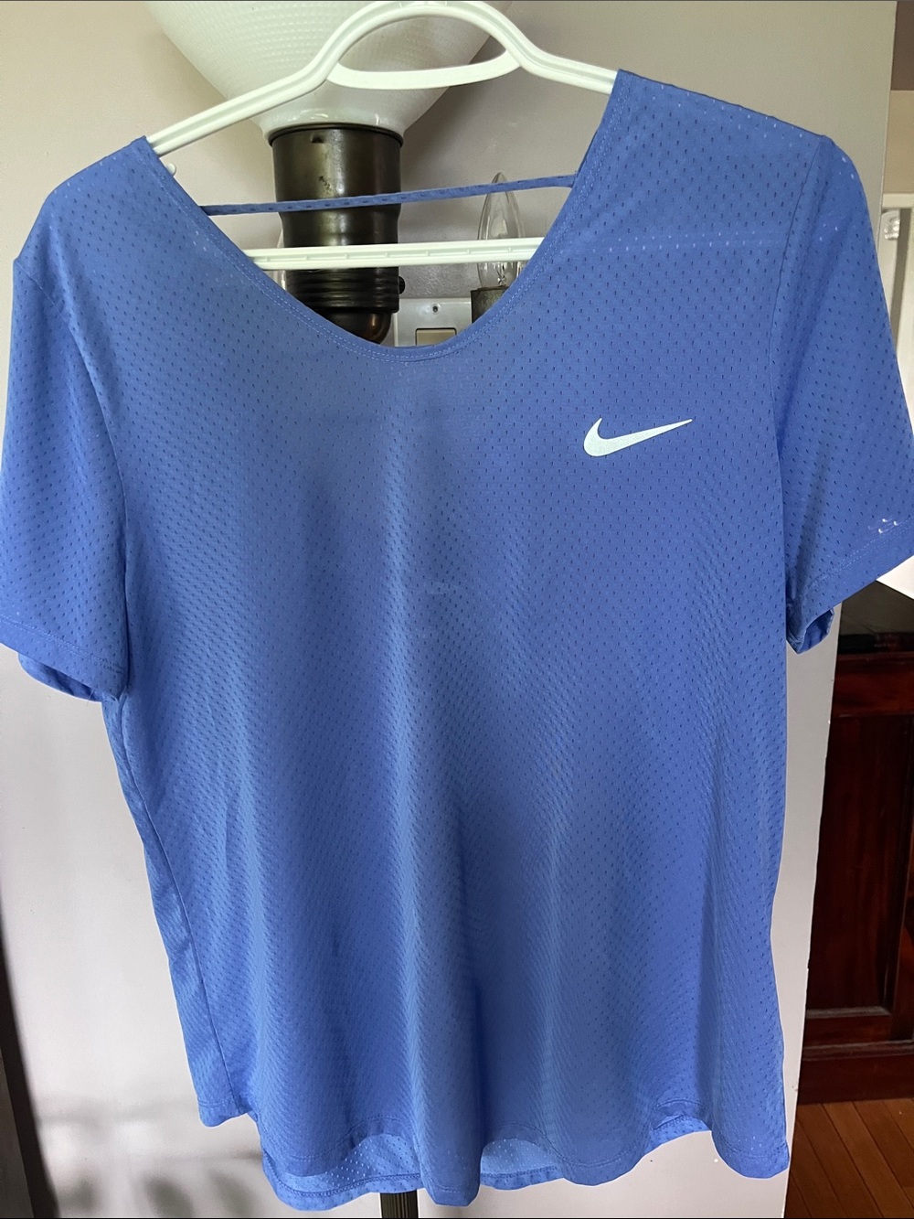 Nike Short-Sleeve Performance Tee in Periwinkle Blue